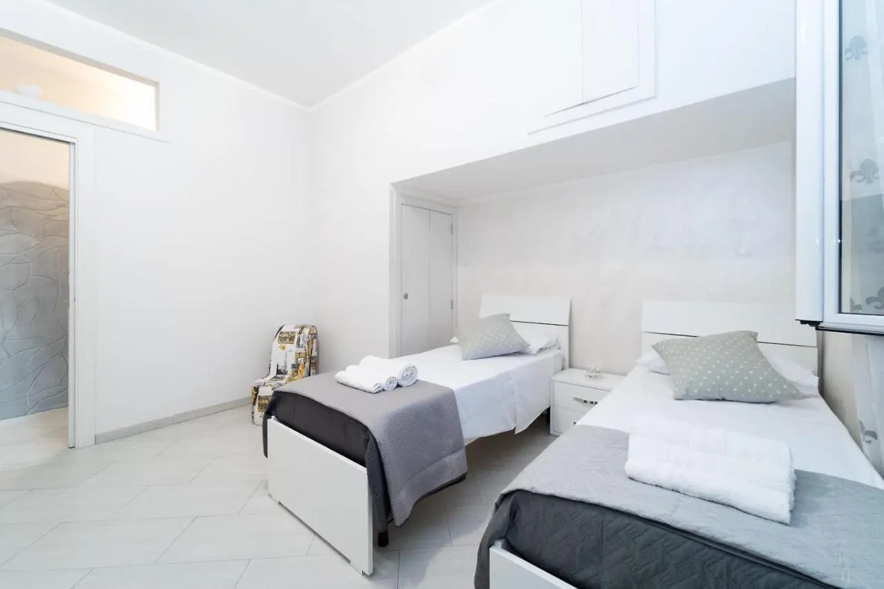Casa Dea Napoli Apartment Naples